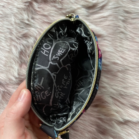 Betsy Johnson Small Crossbody Purse - Picture 5 of 16